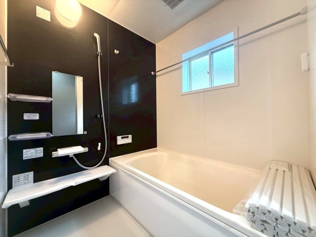 大字田倉　中古物件の浴室|きれいなお風呂です