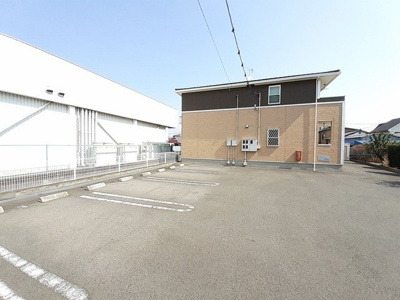 【駐車場】 | オーラキューブＣ