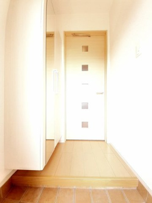 【玄関】 | オーラキューブＣ