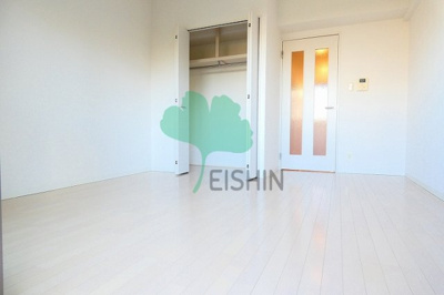 【居間・リビング】 | アンビシャス江崎 | アレンジ自由自在の広々空間です！