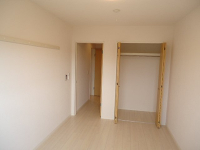 【内装】 | シェモア | 北側洋室