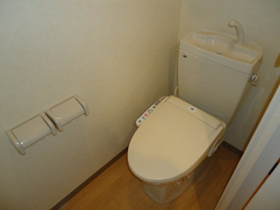 【トイレ】 | アールヴェイラD | シャワー付トイレ