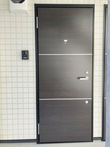 アクシスコート小岩の玄関
