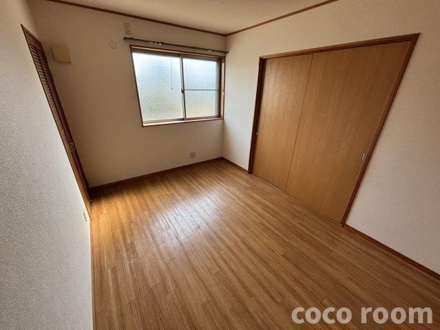 ベリーハイツの居間・リビング