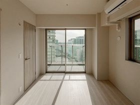 ロイヤルパークス品川の居間・リビング