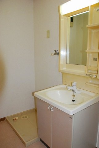 ビイラ・ファインＢの洗面所