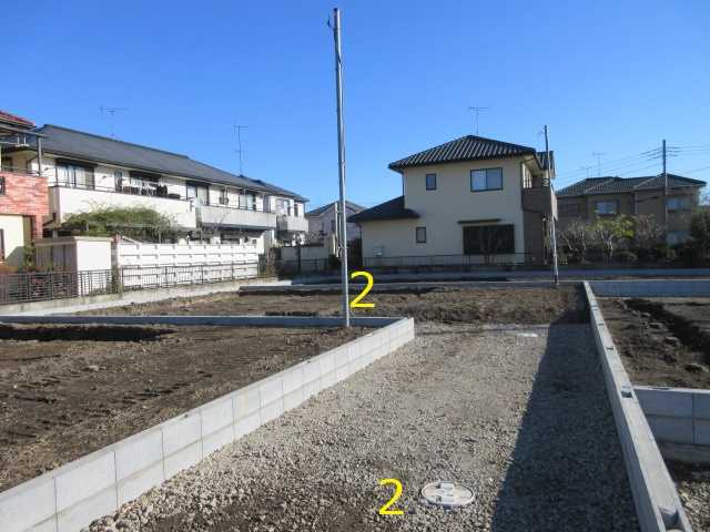 【仲介手数料無料】新築戸建　吉見町東野4-11-15（全5棟）の前面道路含む現地写真