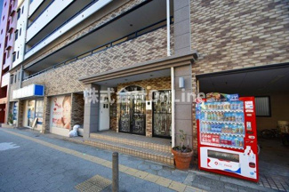 【エントランス】