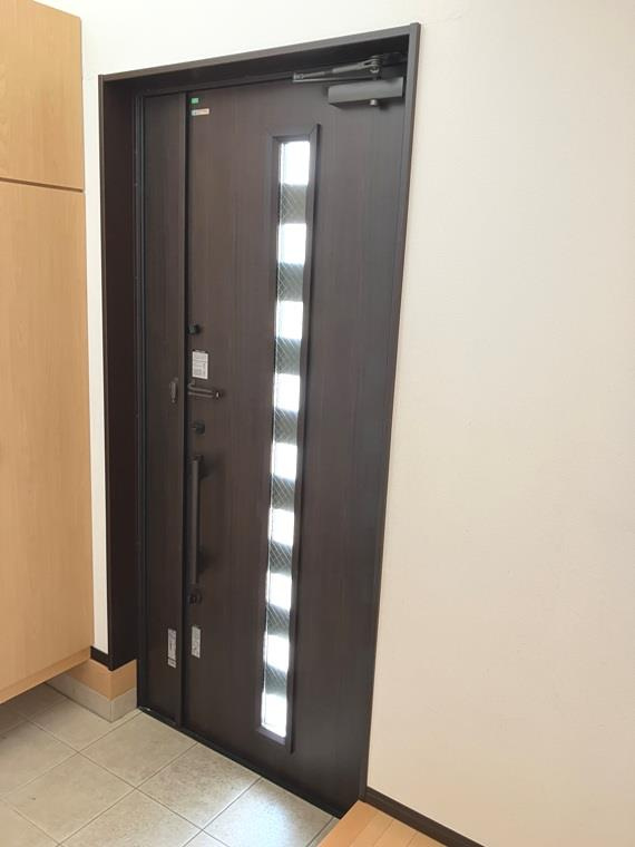 吉祥寺北町戸建の玄関