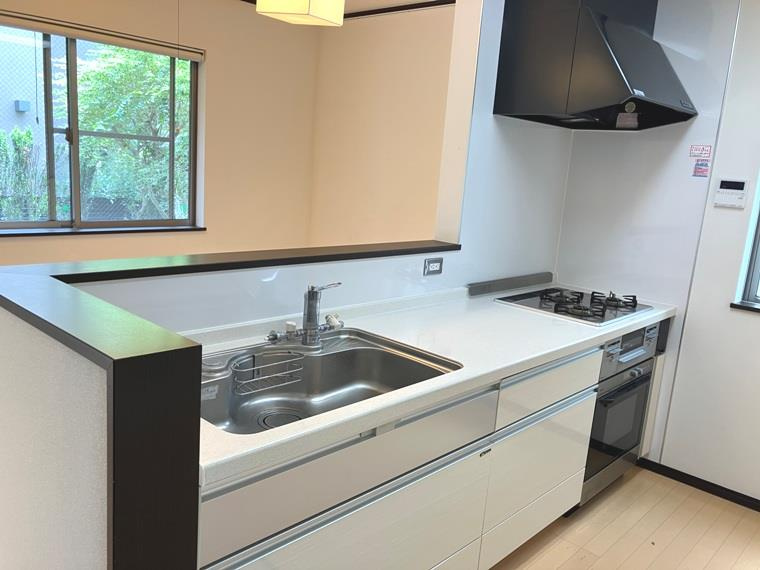 吉祥寺北町戸建のキッチン