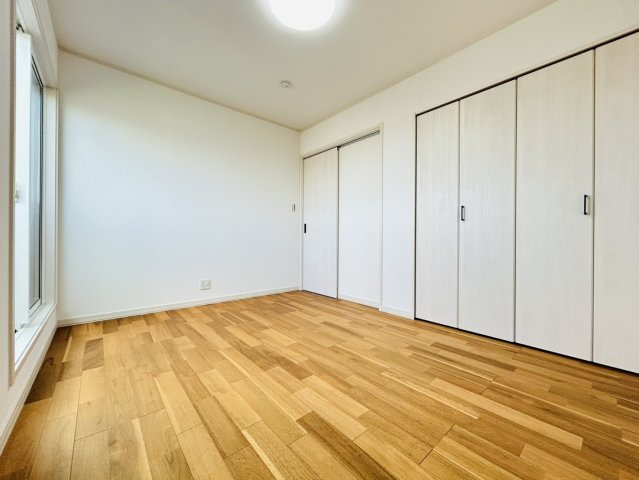 瑞穂市 別府（穂積駅） 3階建 の洋室|3階洋室