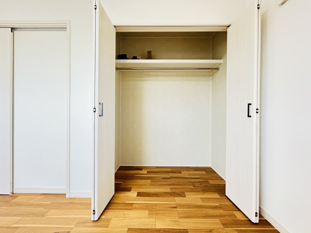 瑞穂市 別府（穂積駅） 3階建 の収納|3階洋室収納