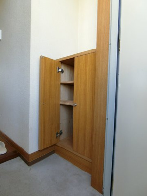 【収納】 | ＳＡＮロイヤル(サンロイヤル) | イメージ201号室の写真