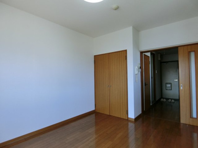 【居間・リビング】 | ＳＡＮロイヤル(サンロイヤル) | イメージ201号室の写真