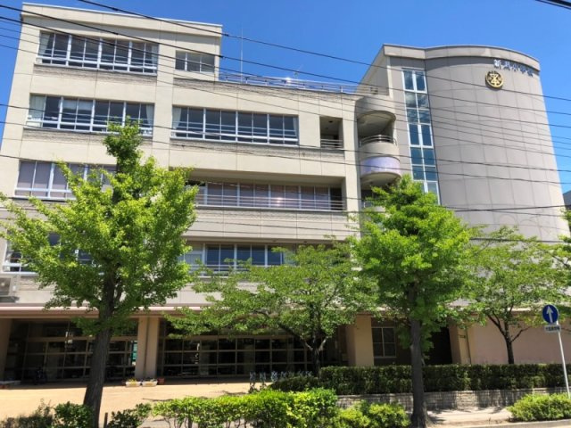 新潟市中央区本町通6番町【サンジェーヌ本町】の周辺|新潟小学校まで約約860ｍ