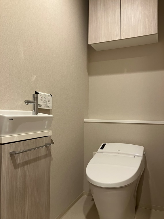 クリオ横濱桜木町ミッドグレイスのトイレ