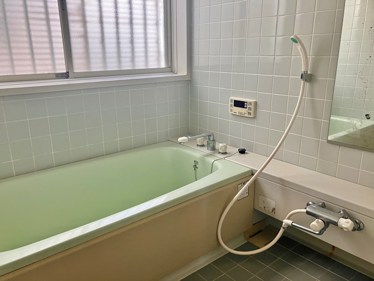 大間戸建の浴室