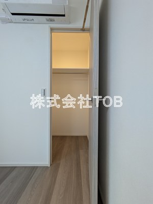 【設備】 | ＬＵＭＩＮＯＵＳつつじヶ丘 | 5.5帖クローゼット