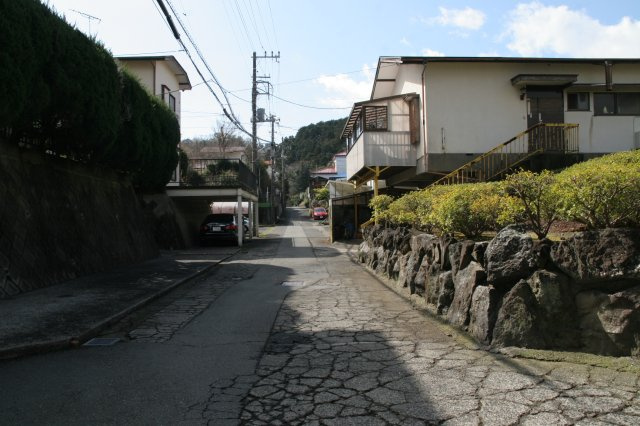 伊東市　川奈の前面道路含む現地写真