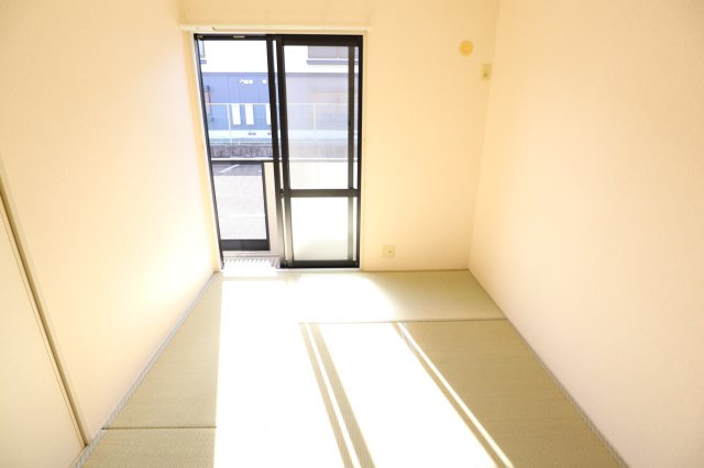 プリメールＢ棟の和室