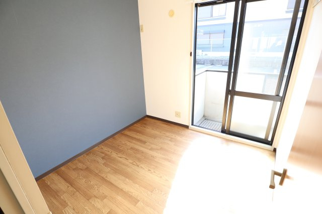 プリメールＢ棟の居間・リビング