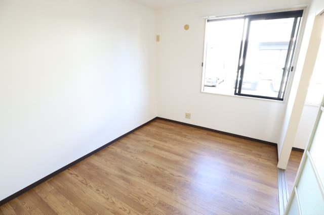 プリメールＢ棟の洋室