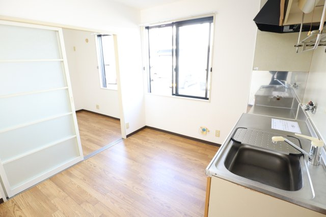 プリメールＢ棟の居間・リビング