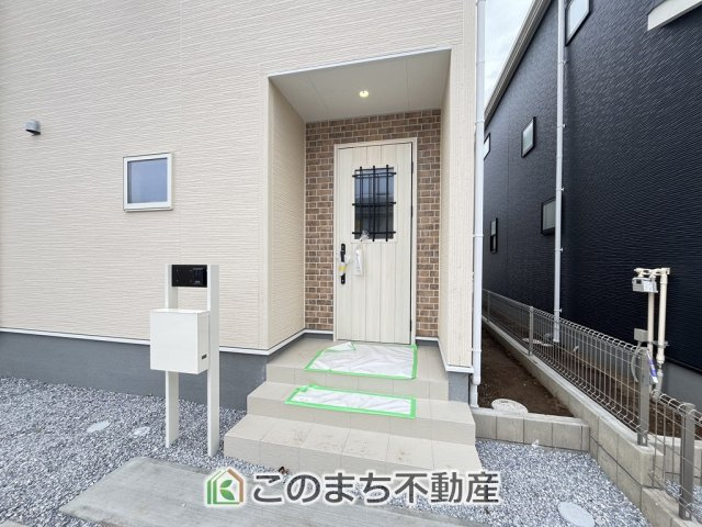 LiveleGarden.S第6下野小金井の玄関|スタイリッシュな玄関スペース