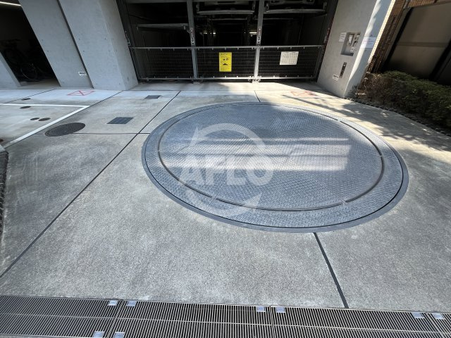 エスレジデンス江坂の駐車場|S-RESIDENCE江坂　駐車場