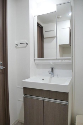 【独立洗面台】 | ラフィスタ横浜井土ヶ谷