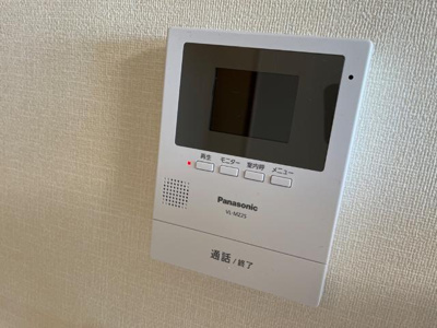 【内装】 | クレディール | カメラ付インターホン（イメージ）