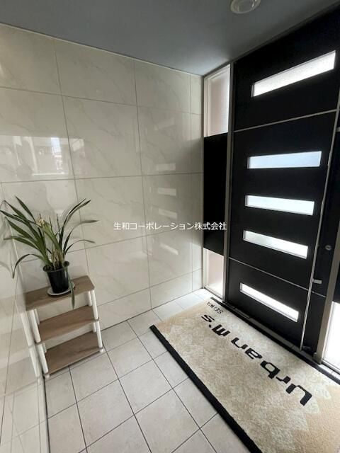 アーバンエムズのエントランス