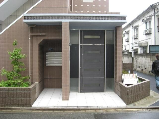 アーバンエムズのエントランス