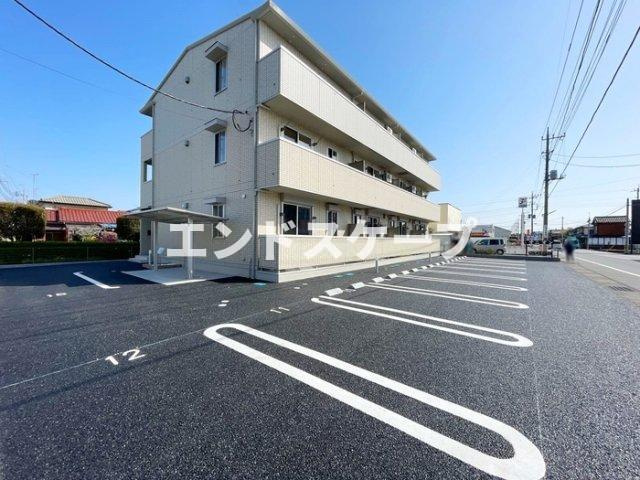 D-room倉賀野町の駐車場|高崎、前橋、伊勢崎エリアのお部屋探しはエンドスケープまで！お客様の理想お聞かせ下さい♪