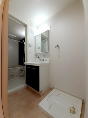 【洗面所】 | プラサーダ朝霧 | 使いやすい洗面所です