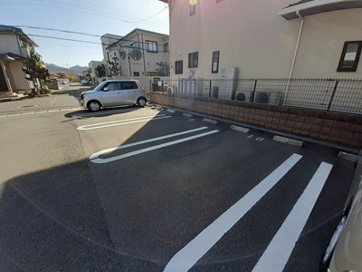 【駐車場】 | フィオーレＨ＆Ｋ | 駐車場があります