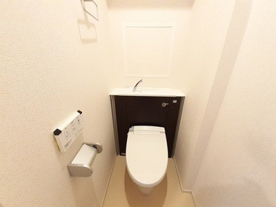 【トイレ】 | フィオーレＨ＆Ｋ | ゆったりとした空間のトイレです
