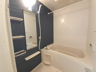 【浴室】 | サニーコート | お風呂で日々の疲れを落としましょう