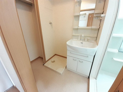 【洗面所】 | ローゼ　プロムナード | 脱衣スペースもあります