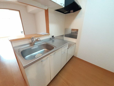 【キッチン】 | アルモニ | お料理しやすいキッチンです