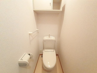 【トイレ】 | アルモニ | 清潔感のあるトイレです