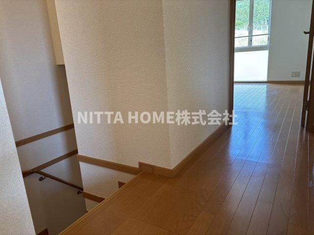 ハイファイン藤のその他共用部分|階段上って２階が居住スペースです＊
