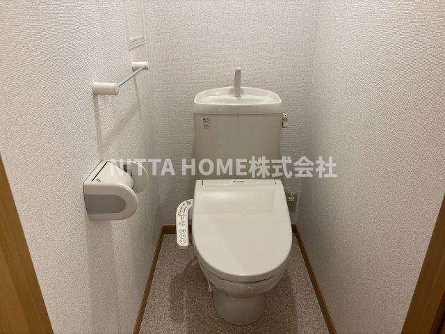 ハイファイン藤のトイレ|ウォシュレットも付いており快適です◎