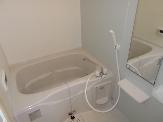 スプレンド－レ東鳥生　Ａの浴室