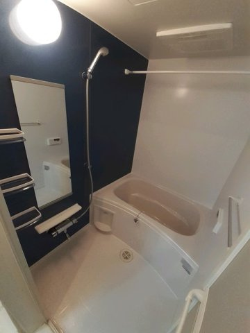 ラシックの浴室