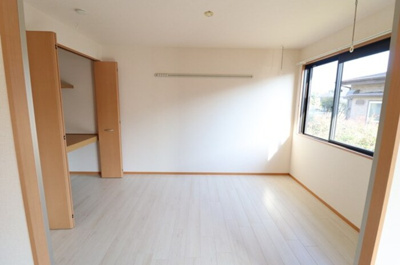 【寝室】 | サンライズF