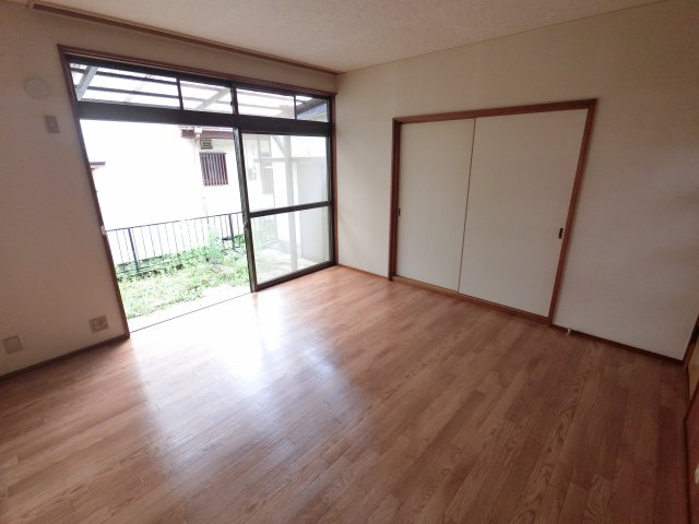 【居間・リビング】