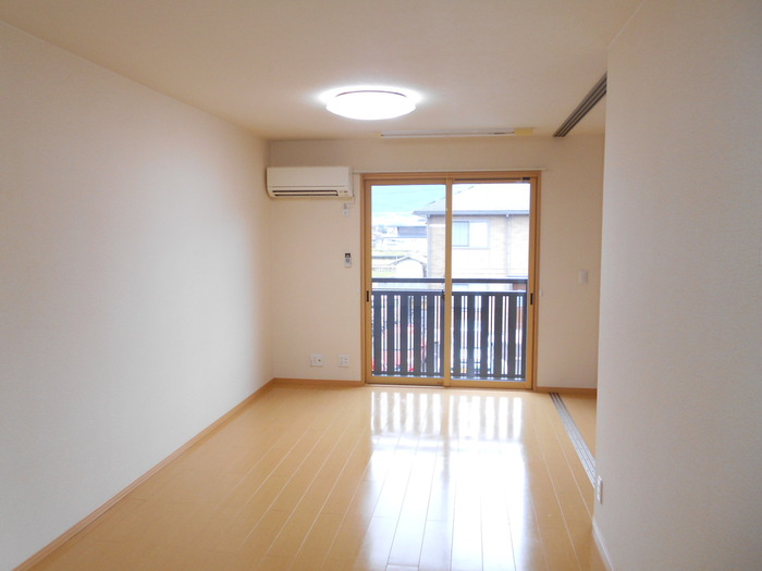 カンファート　B棟の居間・リビング