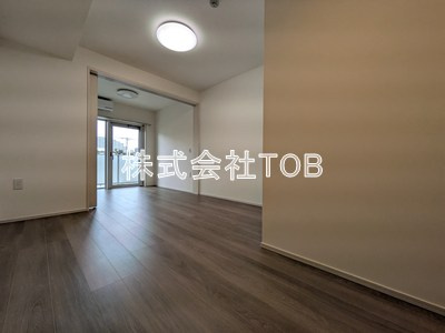 【居間・リビング】 | ＬＵＭＩＮＯＵＳつつじヶ丘 | 9帖