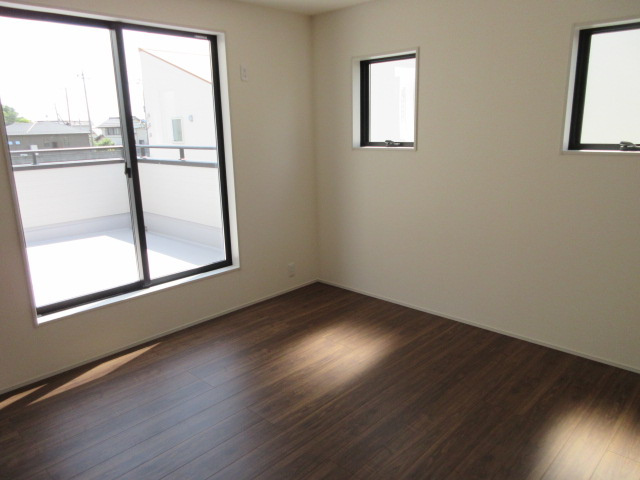 【仲介手数料無料】新築戸建　吉見町東野4-11-15（全5棟）の洋室